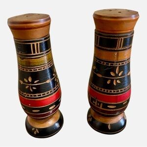 Salt & Pepper Shakers, Mexican Folk Art, Hand Painted Wood, Black, Red & Natural